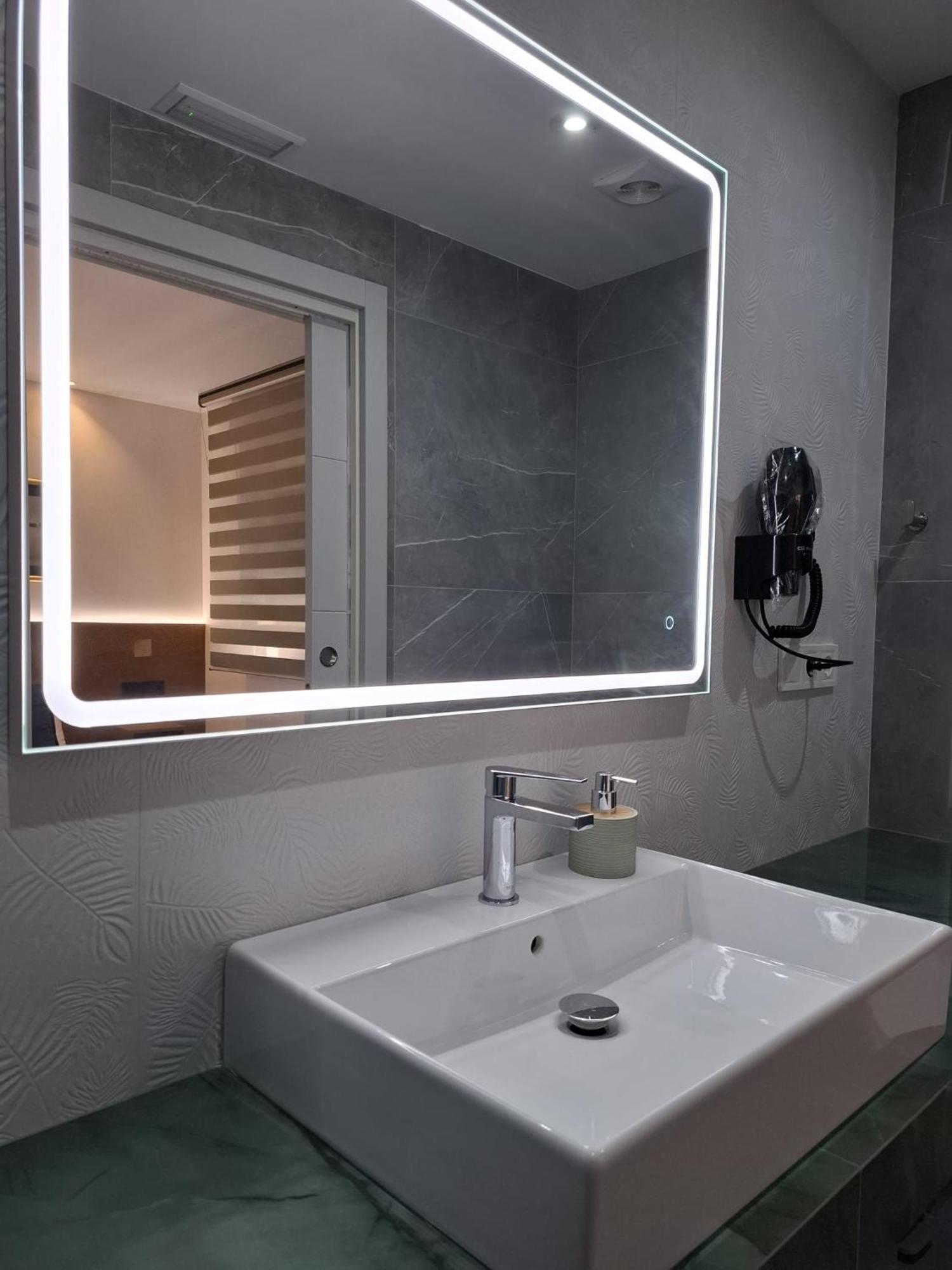 Exotique Santander Hotel Bagian luar foto